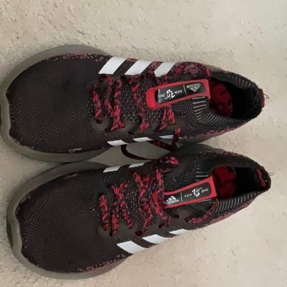 Adidas Shoes - Picture 2 of 5